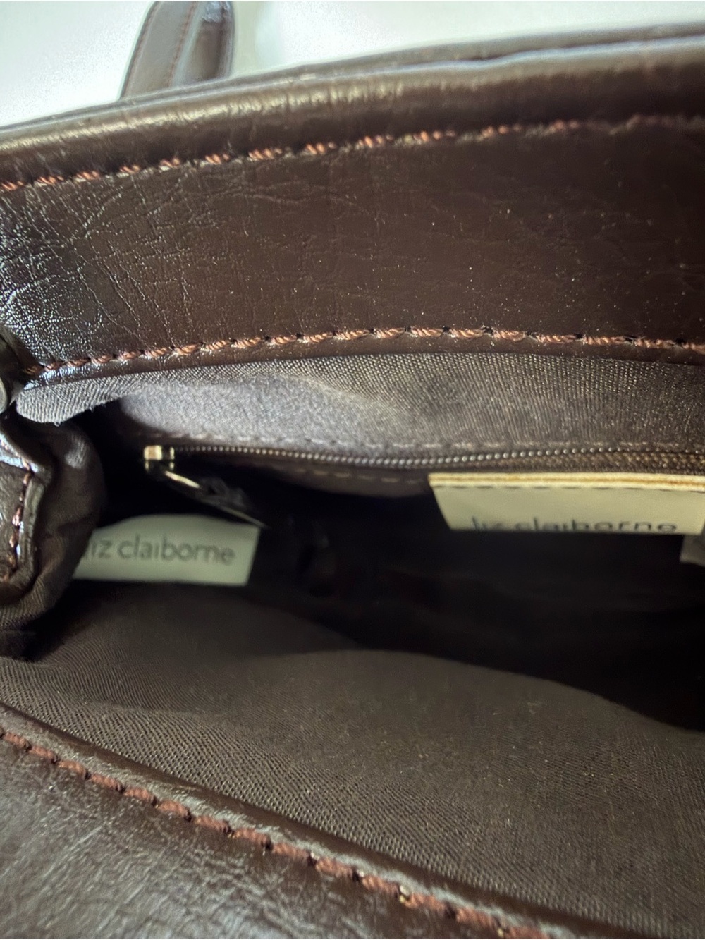 Chocolate Brown Shell Shaped Wristlet Vintage Liz Claiborne Pouch Old Stock - Picture 11 of 16